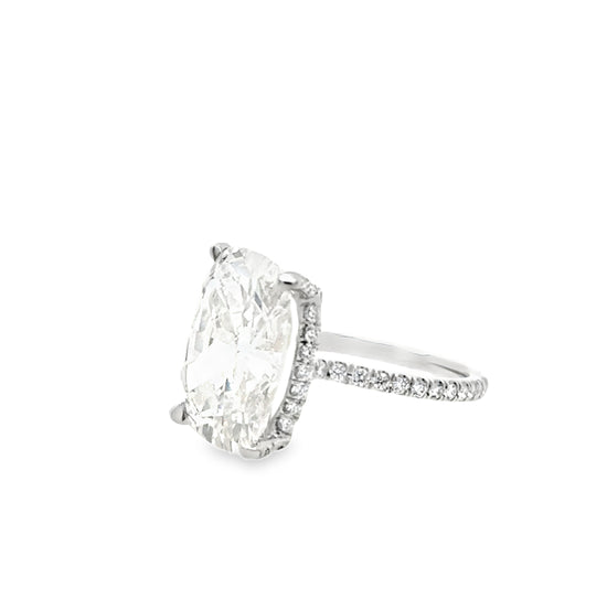 11CT Cushion Cut Diamond Ring