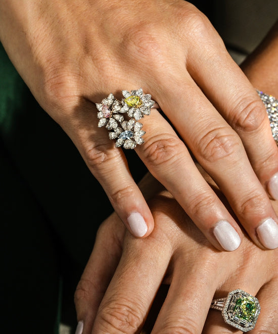 J Fine Three Stone Flower Ring
