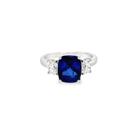 2CT Sapphire Ring