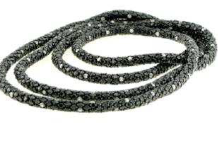 35-inch geoconda necklace adorned with black and white diamonds on 18K white gold