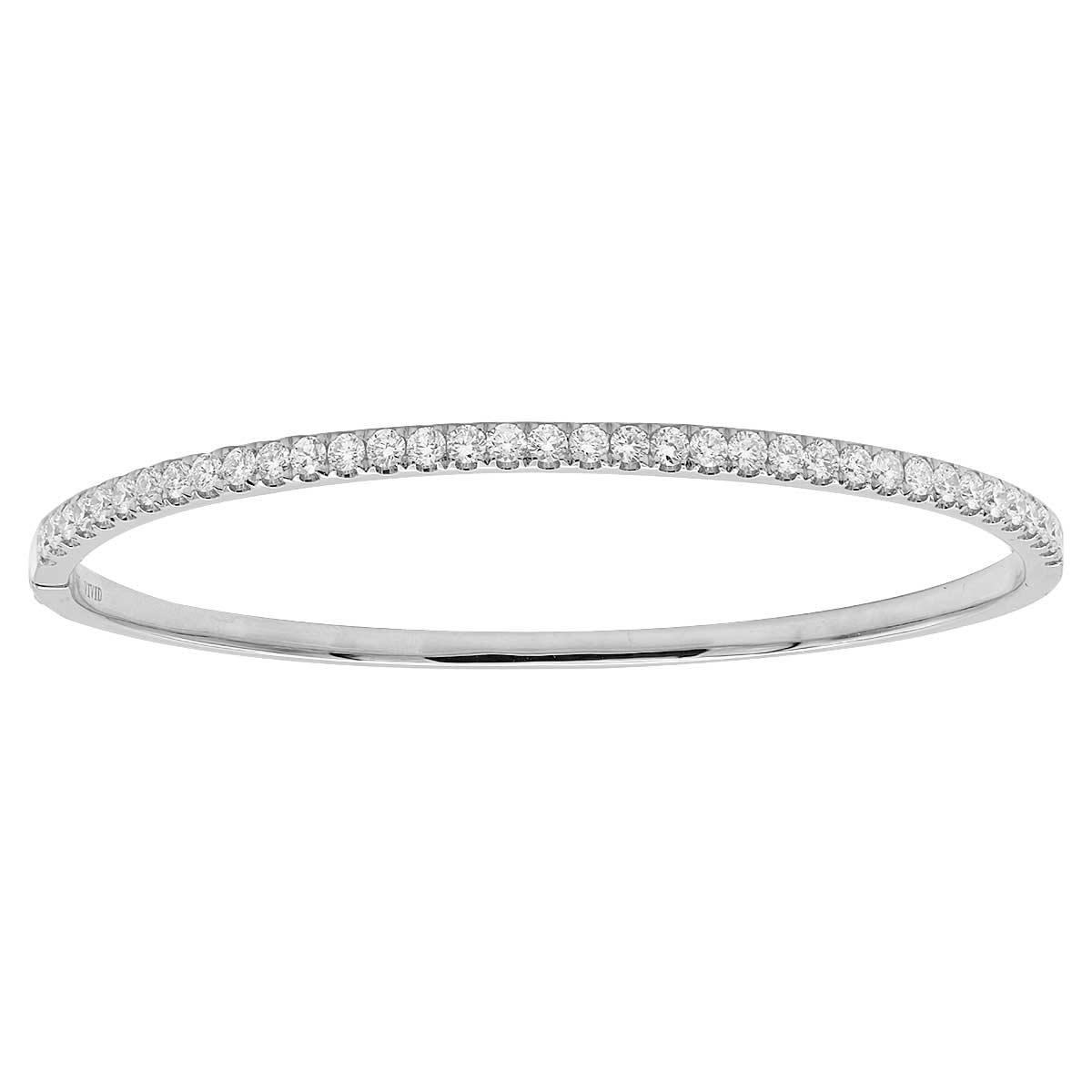 Timeless 18K white gold bangle adorned with 45 round-cut white diamonds
