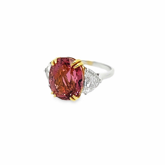 Important Tourmaline Ring