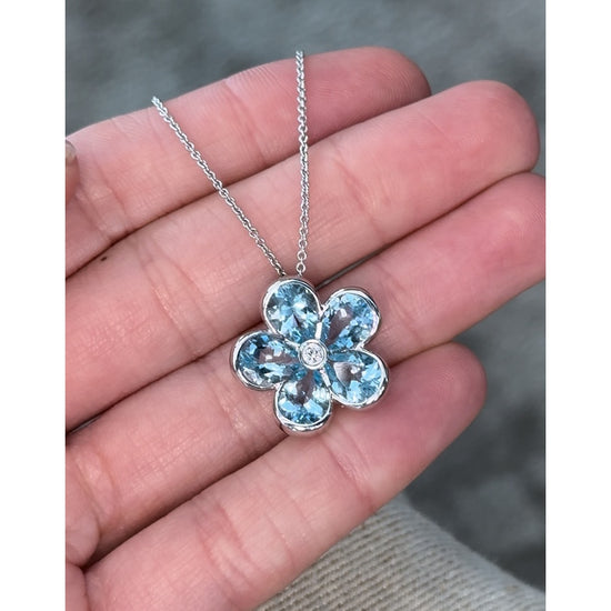 Semi Bezel Aquamarine Flower Pendant