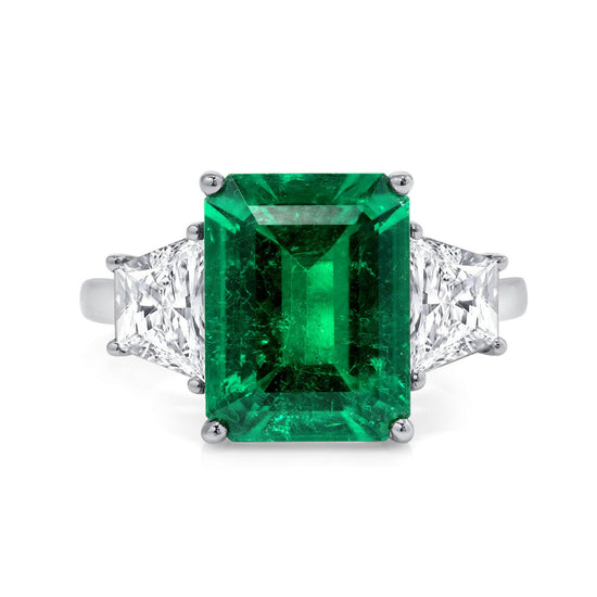 Green Emerald and Diamond Ring