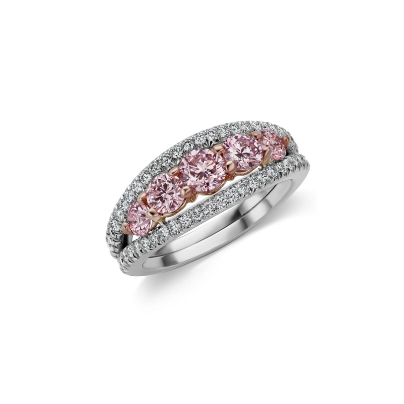 Traditional ring with five argyle pink diamonds and 0.43 ct of brilliant round white diamonds 