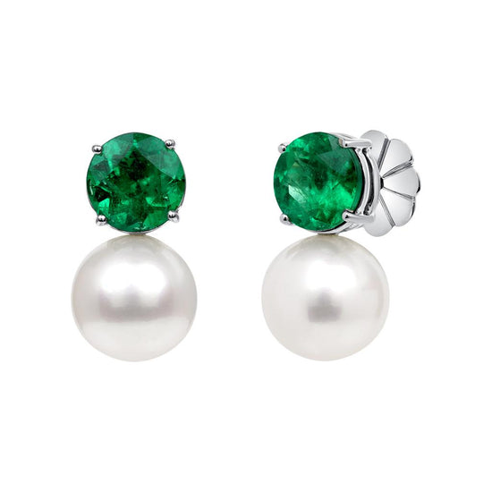 Elegant brilliant round emerald and pearl earrings set in platinum